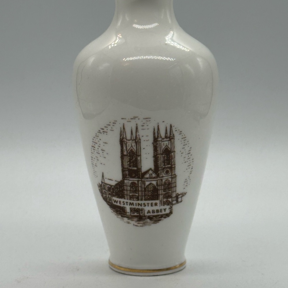Westminster Abby  Small Vase coalport. Fine china